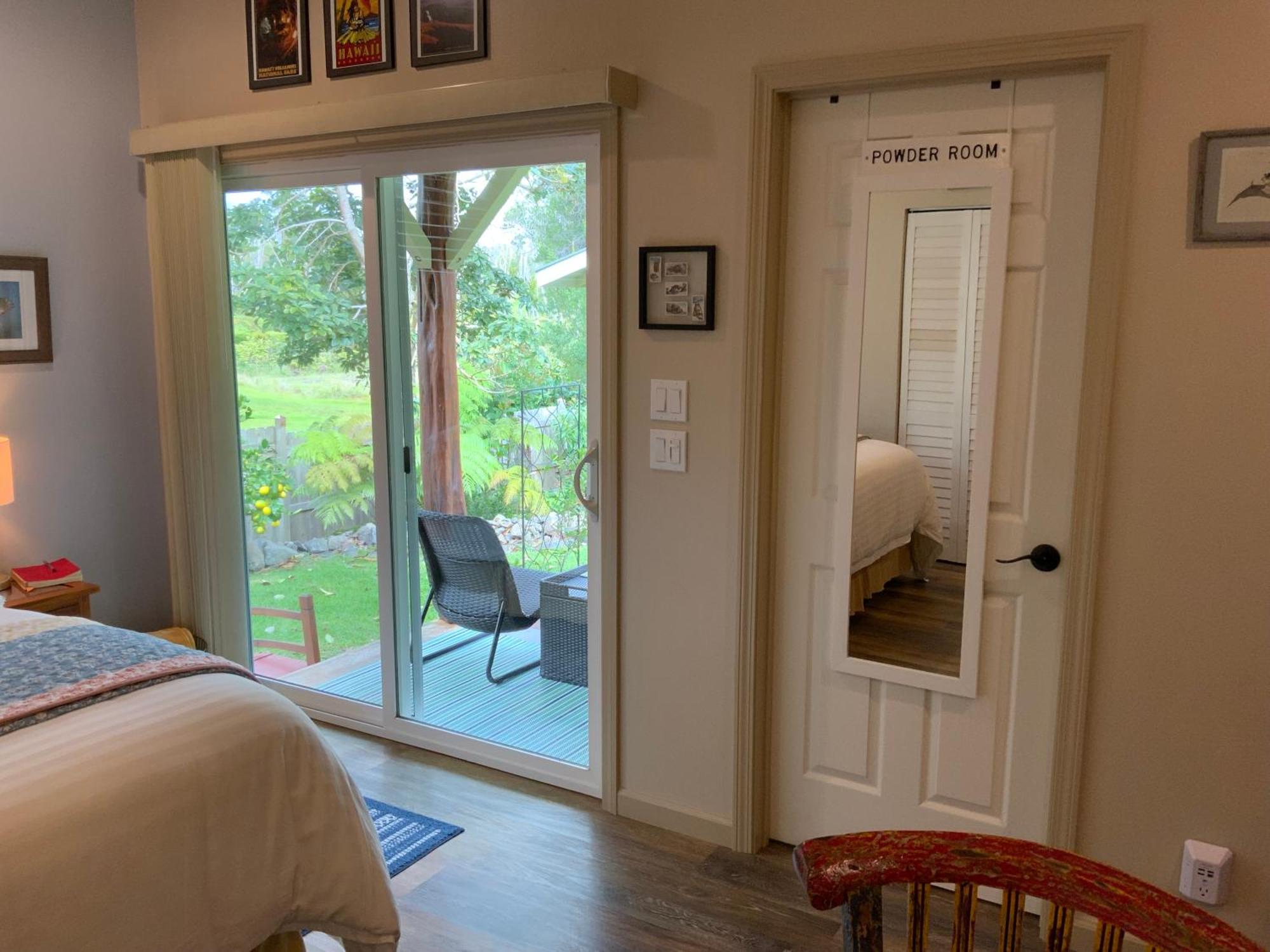 Kilauea House Bed & Breakfast Volcano Exterior photo